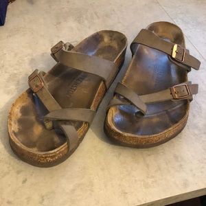 Light brown Miyari size 39